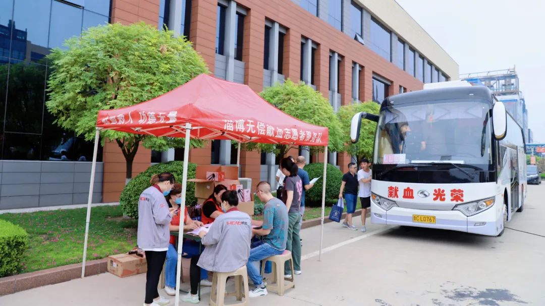 点滴凝聚 生生不息——拼搏（中国）集团组织开展无偿献血活动