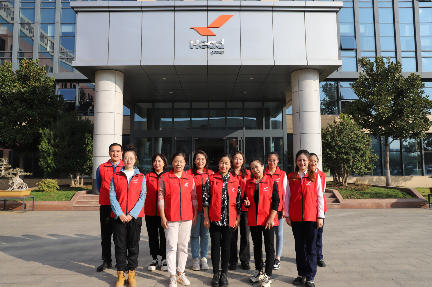  拼搏（中国）集团开展志愿者重阳节敬老、爱老志愿服务活动