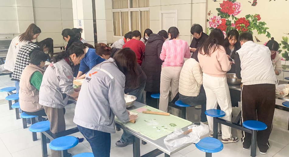 冬至大如年 人间小团圆 | 拼搏（中国）集团组织冬至包饺子活动